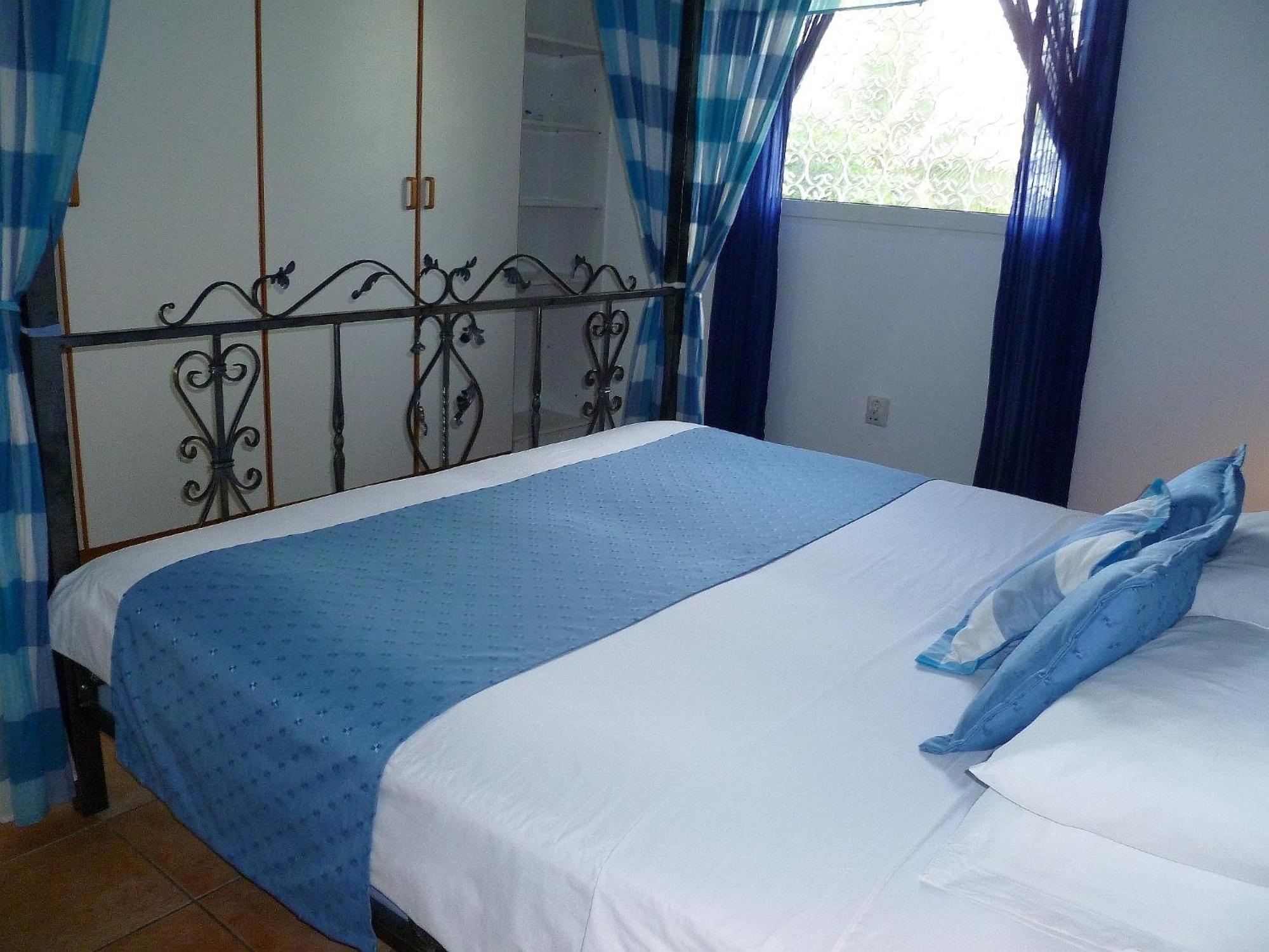 Caribbean Sea View Holiday Apartments Méro Cameră foto